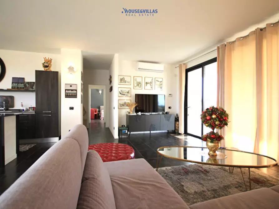 Immagine 29 di Villa in vendita  in contrada belliscala a Noto