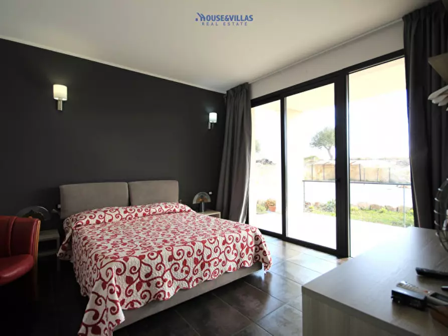 Immagine 35 di Villa in vendita  in contrada belliscala a Noto