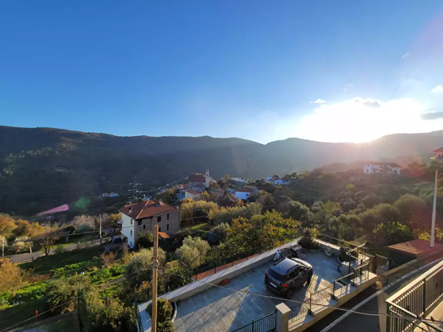 Immagine 13 di Appartamento in vendita  in via nino bixio a Vado Ligure