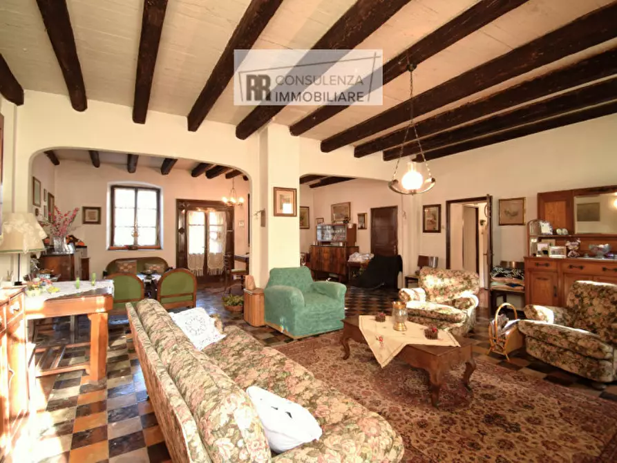 Immagine 1 di Casa indipendente in vendita  in Via Camalavicina a Castelnuovo Del Garda