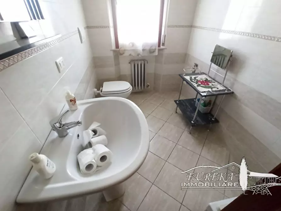 Immagine 28 di Casa indipendente in vendita  in via roma 152 a Castiglione Del Lago