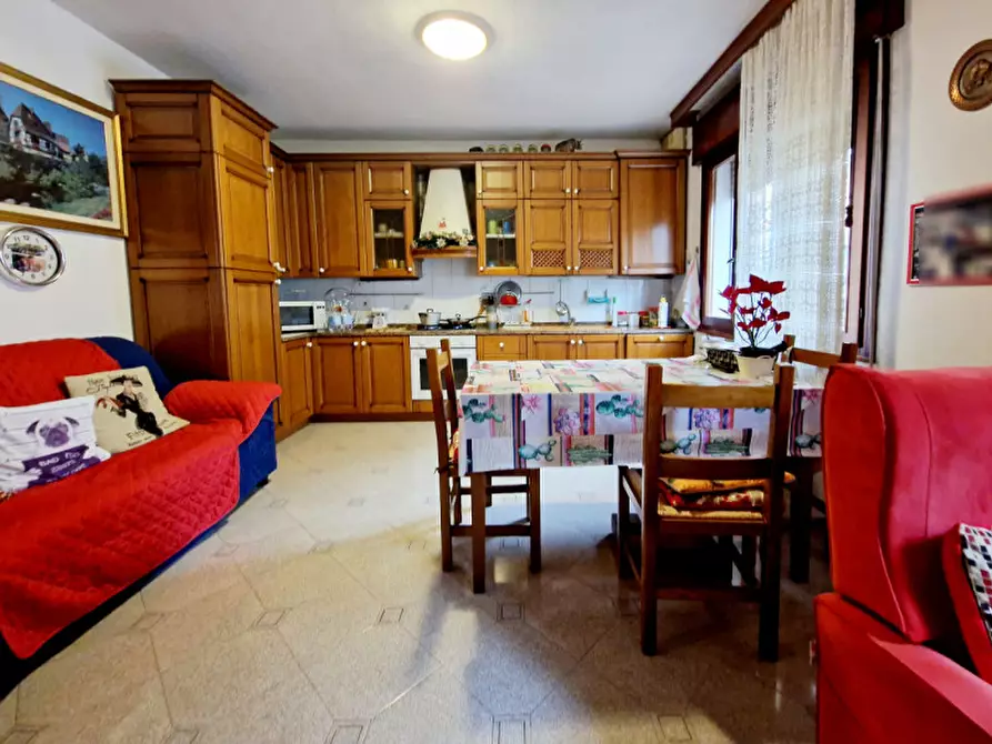 Immagine 1 di Appartamento in vendita  in VIA BROGLIO a Este