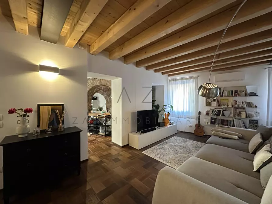 Immagine 1 di Appartamento in vendita  in vicolo montebelluna a Castelfranco Veneto