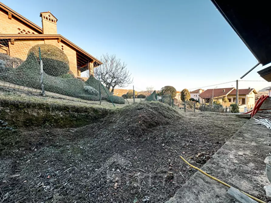 Immagine 21 di Villa in vendita  in Via Vittone snc a Grignasco