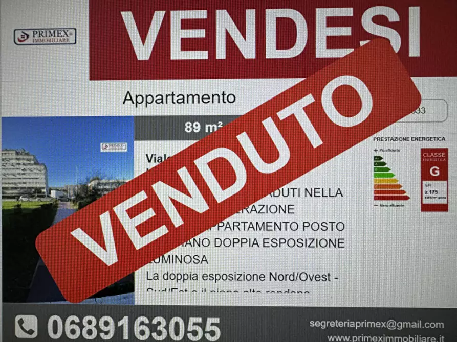 Immagine 1 di Appartamento in vendita  in Viale dei caduti nella guerra liberazione a Roma