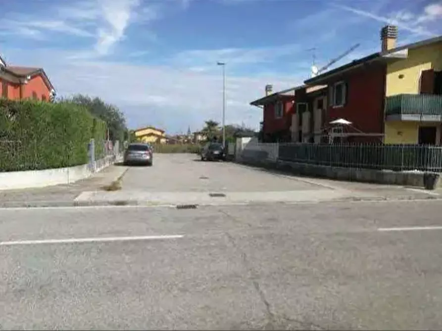 Immagine 1 di Terreno in vendita  in VIA PONTIDA a Oppeano