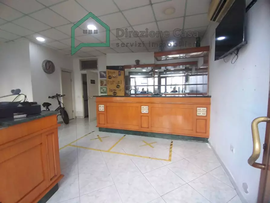 Immagine 16 di Attività commerciale in vendita  in Via Ponti rossi, 206 a Napoli