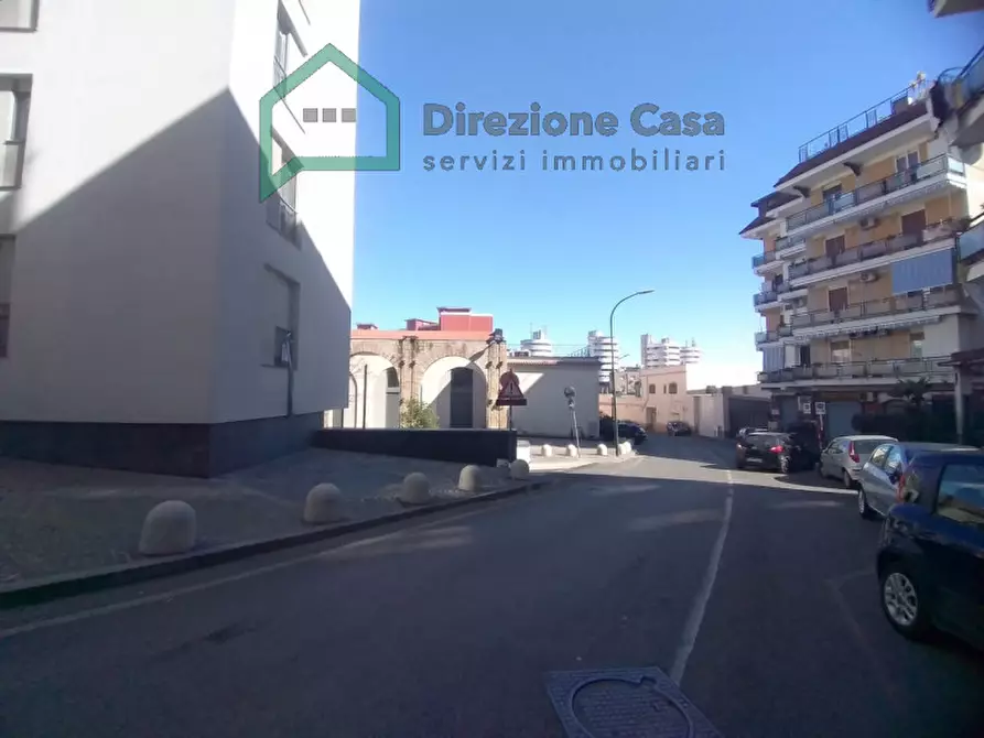 Immagine 17 di Attività commerciale in vendita  in Via Ponti rossi, 206 a Napoli