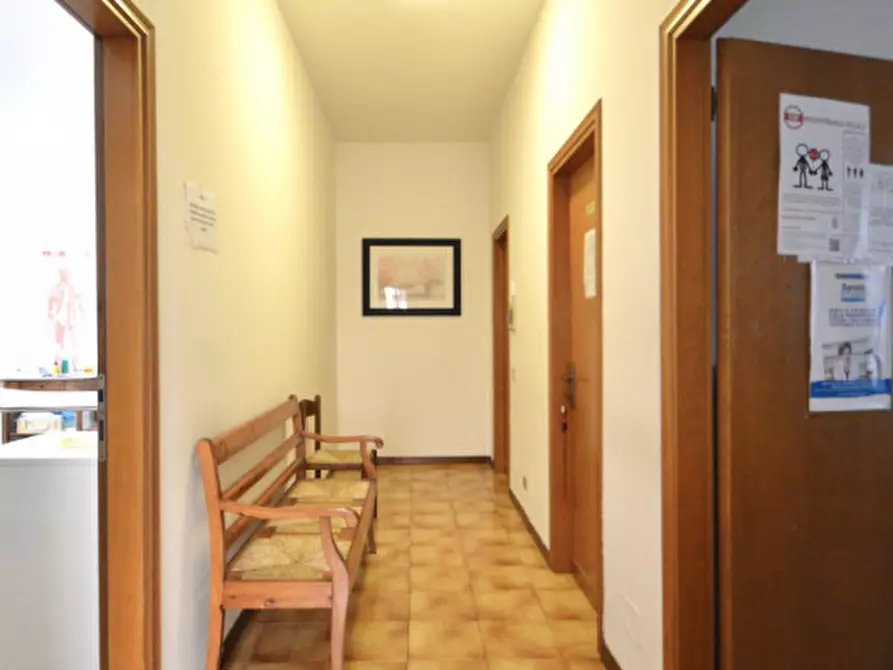 Immagine 7 di Ufficio in affitto  in via G. Marconi, 2 a Colceresa