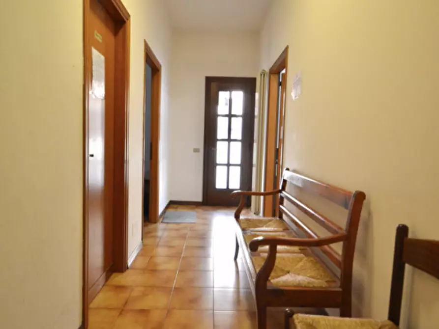 Immagine 8 di Ufficio in affitto  in via G. Marconi, 2 a Colceresa