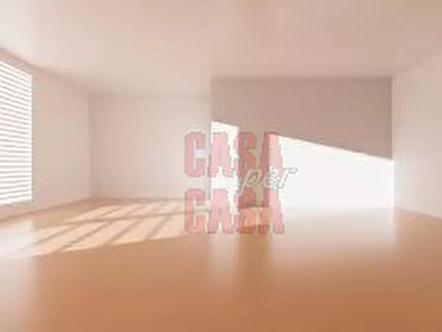 Immagine 10 di Ufficio in vendita  in Piazza Mazzini a Padova