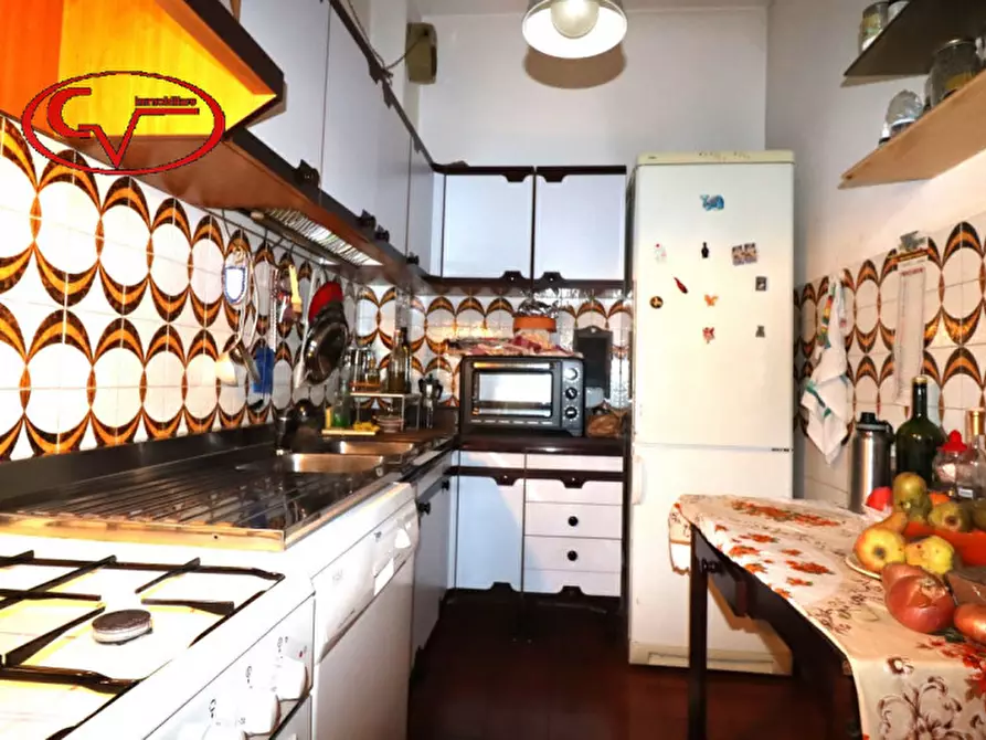 Immagine 6 di Appartamento in vendita  in via 24 maggio a Montevarchi