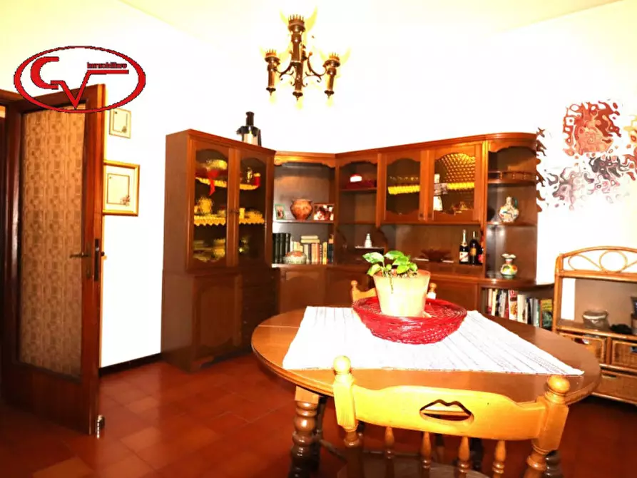 Immagine 8 di Appartamento in vendita  in via 24 maggio a Montevarchi