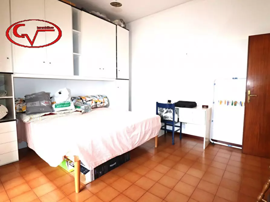 Immagine 14 di Appartamento in vendita  in via 24 maggio a Montevarchi