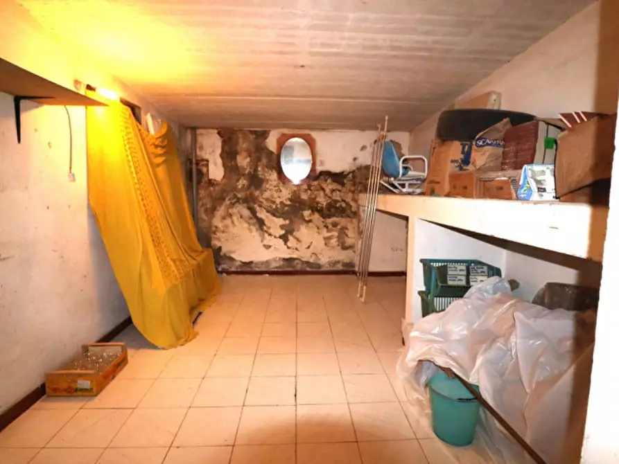 Immagine 22 di Appartamento in vendita  in via 24 maggio a Montevarchi