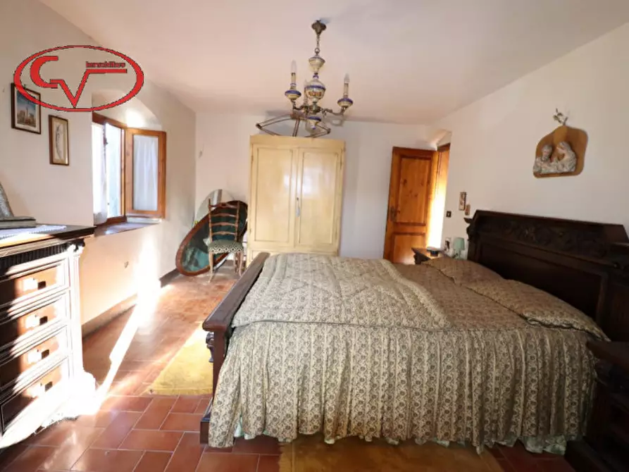 Immagine 42 di Rustico / casale in vendita  in via dei colli a Cavriglia