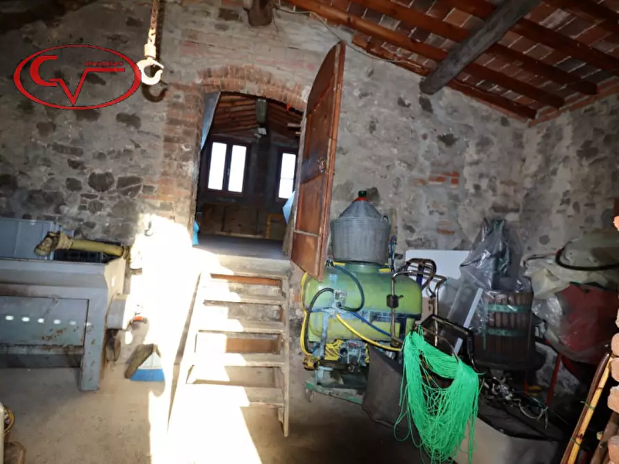 Immagine 47 di Rustico / casale in vendita  in via dei colli a Cavriglia