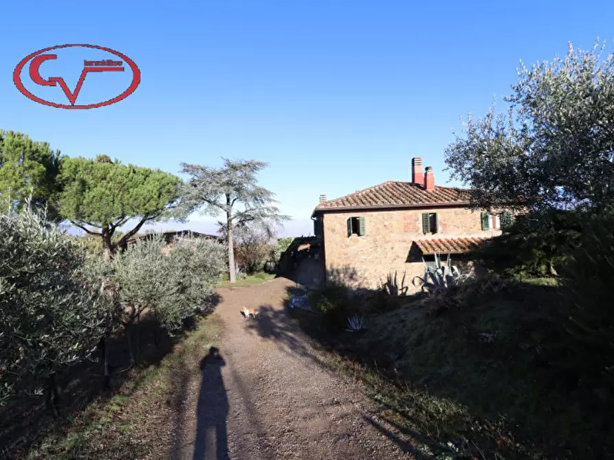 Immagine 50 di Rustico / casale in vendita  in via dei colli a Cavriglia