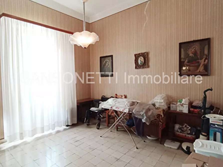 Immagine 28 di Palazzo in vendita  in LAPER a Fasano