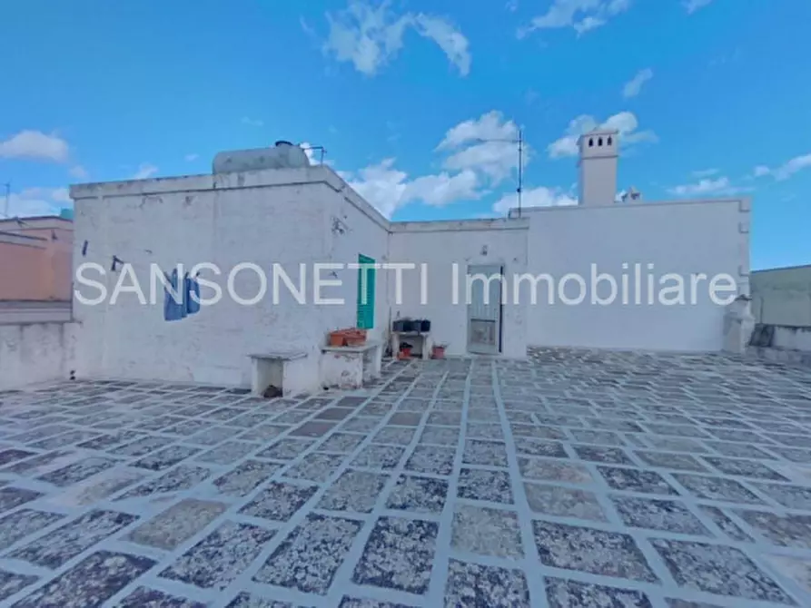 Immagine 43 di Palazzo in vendita  in LAPER a Fasano