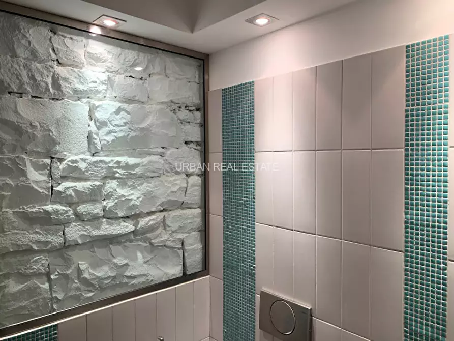 Immagine 52 di Negozio in vendita  in Via De Rittmeyer 14 a Trieste