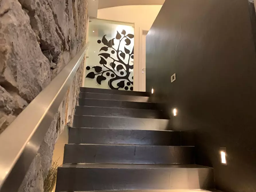 Immagine 74 di Negozio in vendita  in Via De Rittmeyer 14 a Trieste