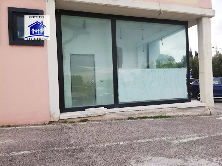 Immagine 1 di Ufficio in vendita  in Via del Commercio a Ascoli Piceno