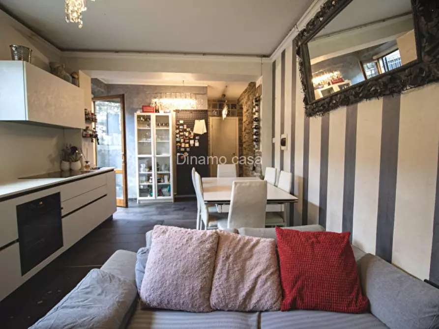 Immagine 4 di Appartamento in vendita  in via beethoven a Prato