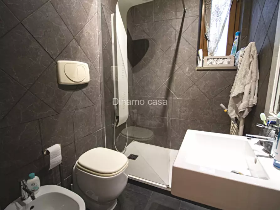 Immagine 8 di Appartamento in vendita  in via beethoven a Prato