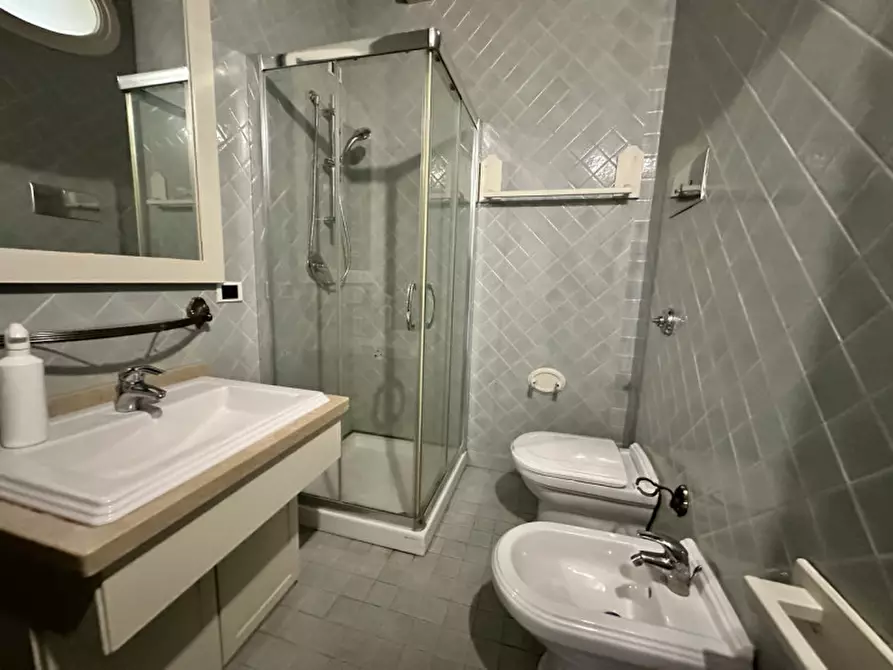 Immagine 10 di Appartamento in vendita  in via cesare battisti a Padova