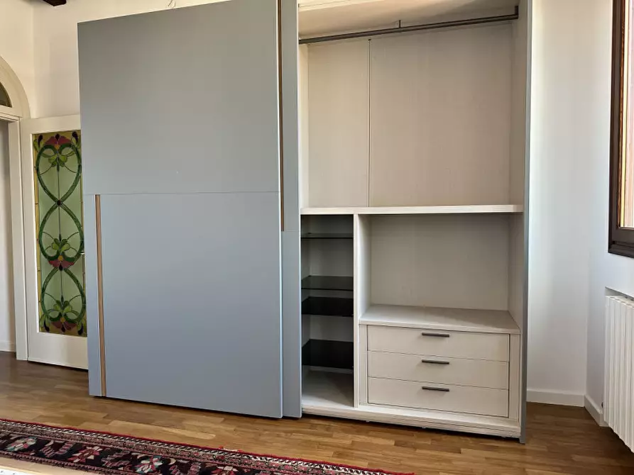 Immagine 12 di Appartamento in vendita  in via cesare battisti a Padova