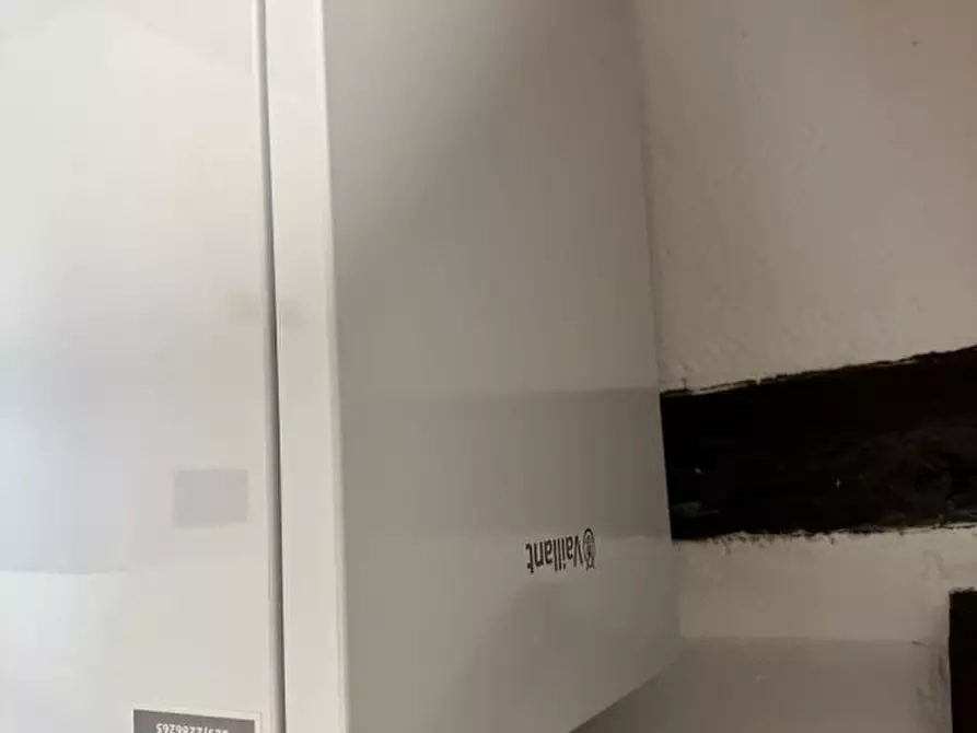 Immagine 19 di Appartamento in vendita  in via cesare battisti a Padova