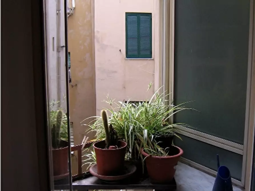 Immagine 29 di Appartamento in affitto  in via goffredo mameli a Roma