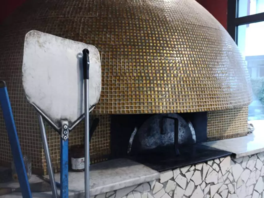 Immagine 2 di Negozio in vendita  a Padova