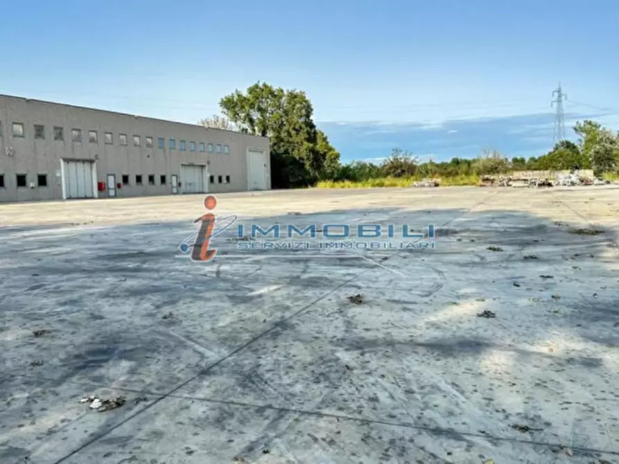 Immagine 19 di Terreno in vendita  in VIA CECHOV a San Giuliano Milanese