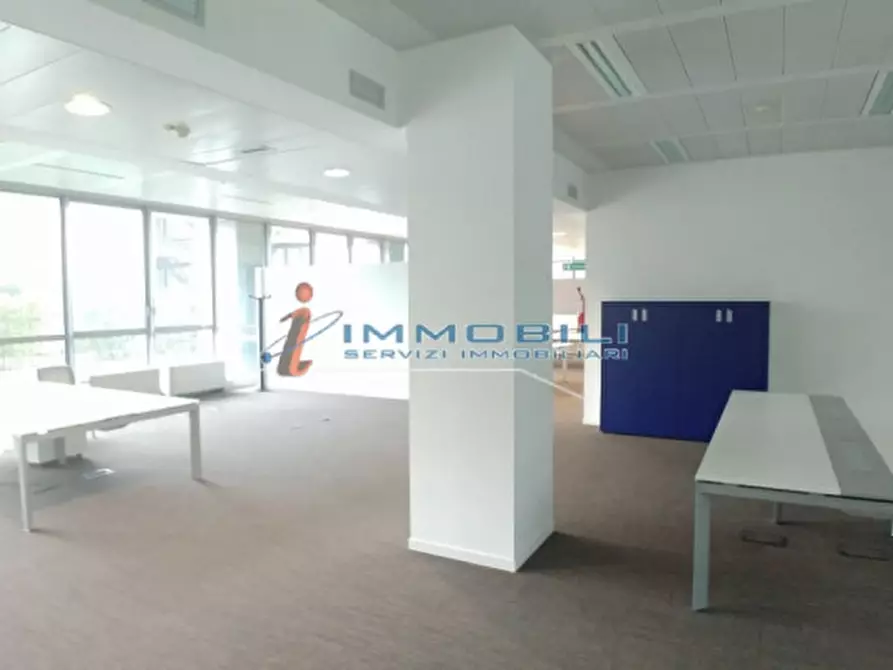 Immagine 19 di Ufficio in affitto  in VIA BAZZI CARLO a Milano