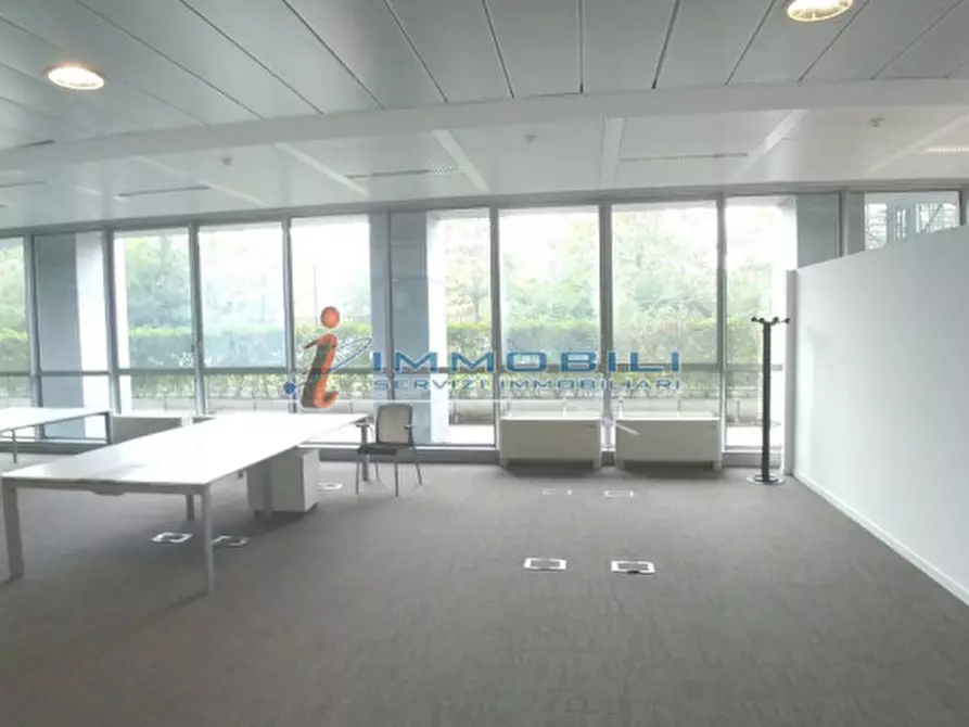 Immagine 8 di Ufficio in affitto  in VIA BAZZI CARLO a Milano