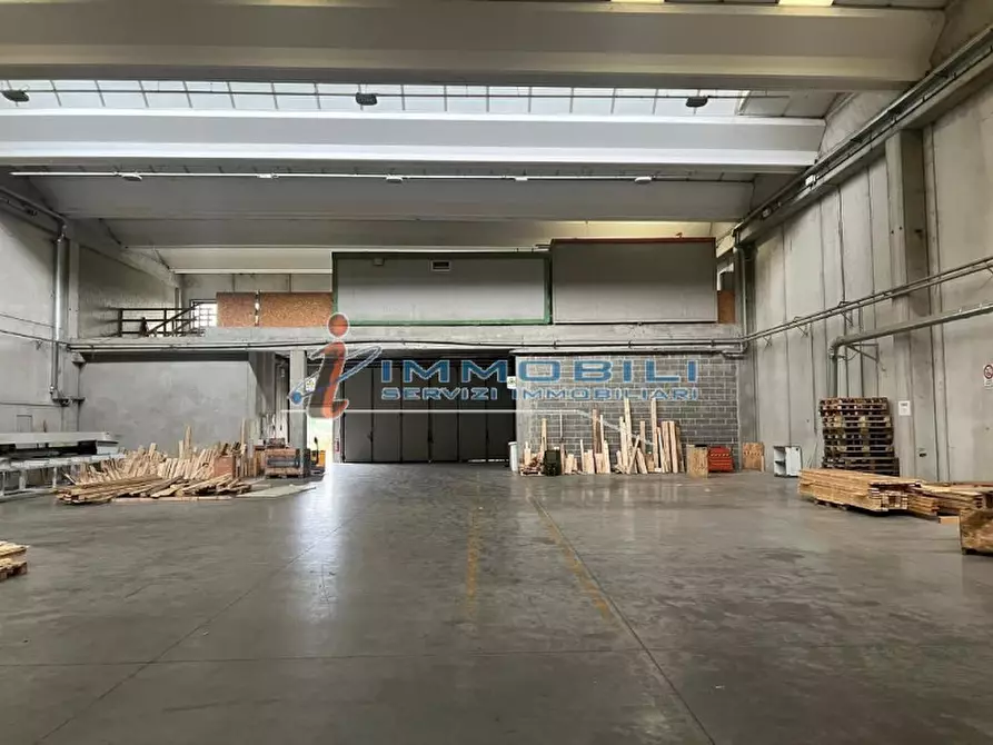 Immagine 2 di Capannone industriale in vendita  in VIA CECHOV a San Giuliano Milanese