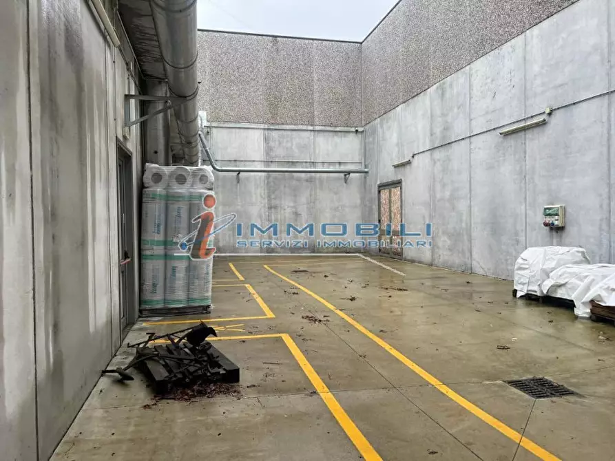 Immagine 10 di Capannone industriale in vendita  in VIA CECHOV a San Giuliano Milanese