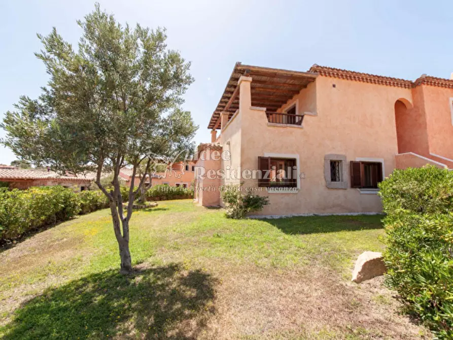 Immagine 4 di Appartamento in vendita  in Via dei Pini a Golfo Aranci