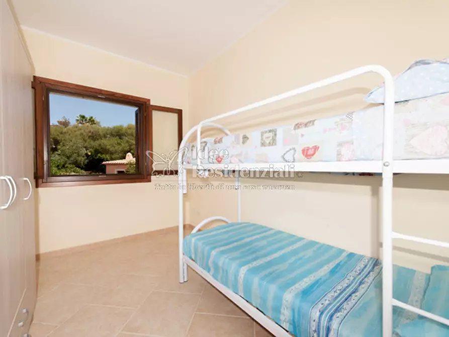 Immagine 13 di Appartamento in vendita  in Via dei Pini a Golfo Aranci