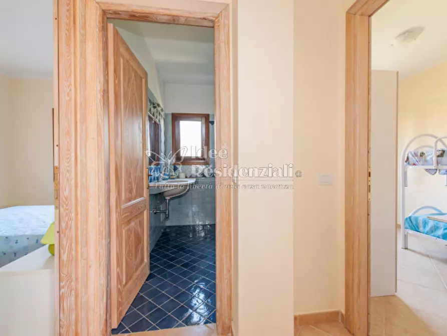 Immagine 14 di Appartamento in vendita  in Via dei Pini a Golfo Aranci