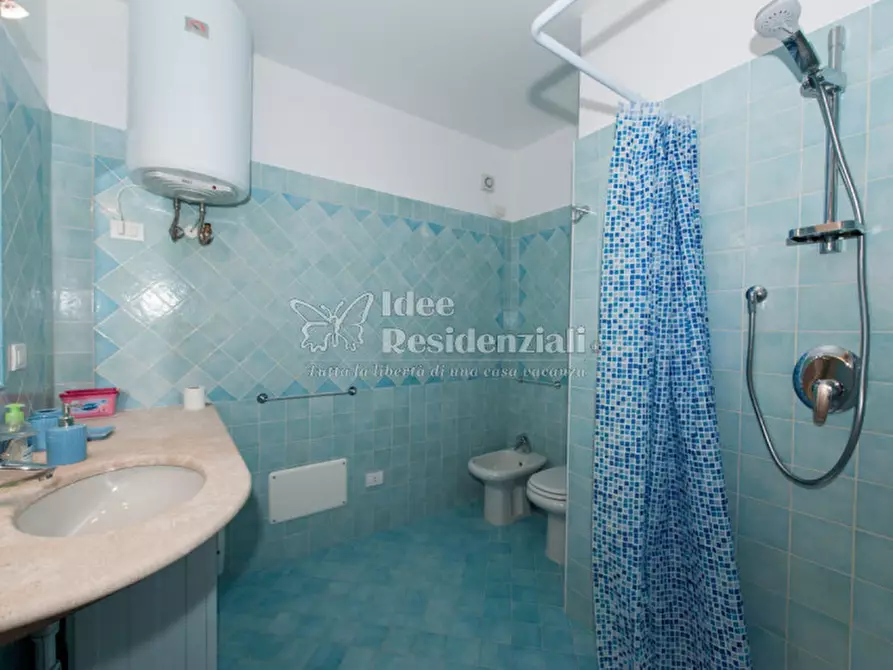 Immagine 16 di Appartamento in vendita  in Via dei Pini a Golfo Aranci