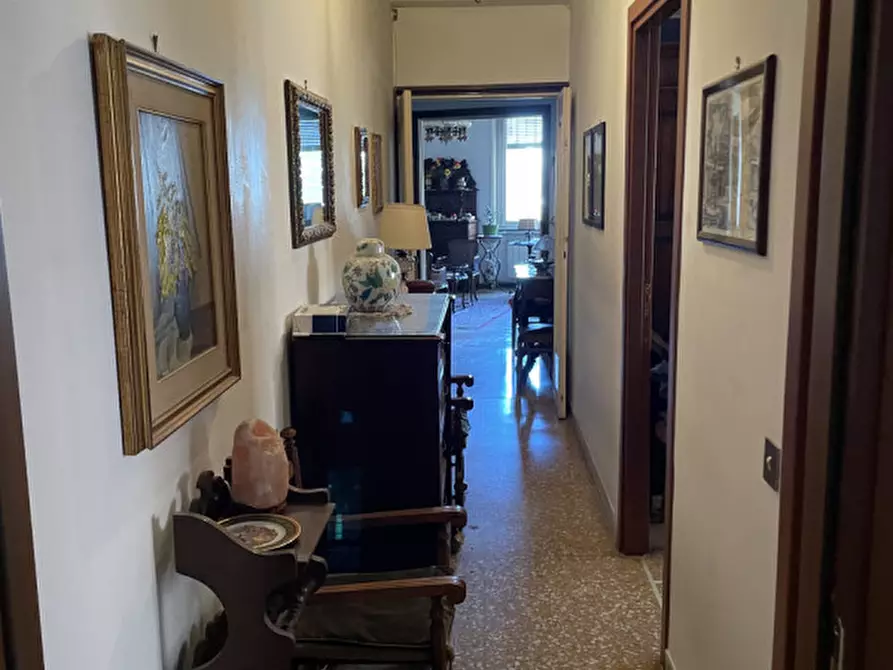 Immagine 4 di Appartamento in vendita  in Via Oreste Tommasini a Roma