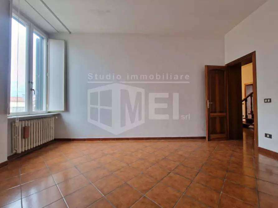 Immagine 28 di Appartamento in vendita  in viale italia a Livorno