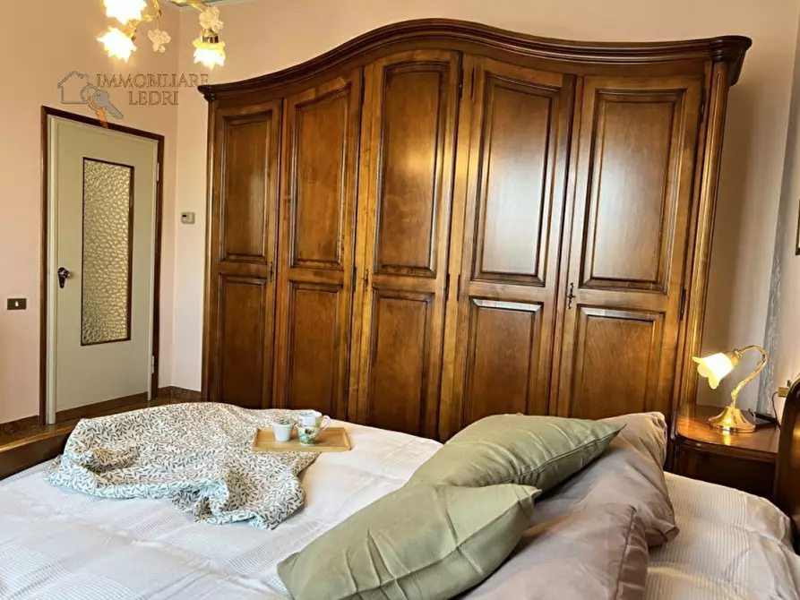 Immagine 11 di Villa in vendita  in via Bassone a Verona