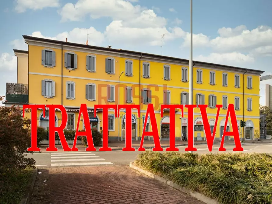 Immagine 1 di Appartamento in vendita  in VIALE LOMBARDIA 174 a Monza