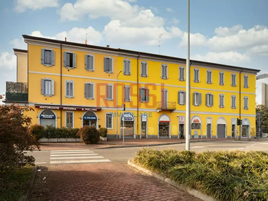 Immagine 1 di Appartamento in vendita  in VIALE LOMBARDIA 174 a Monza