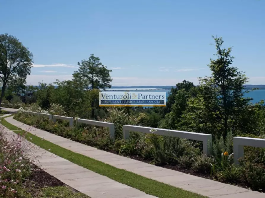 Immagine 24 di Attico in vendita  in strada provinciale 25 a Padenghe Sul Garda