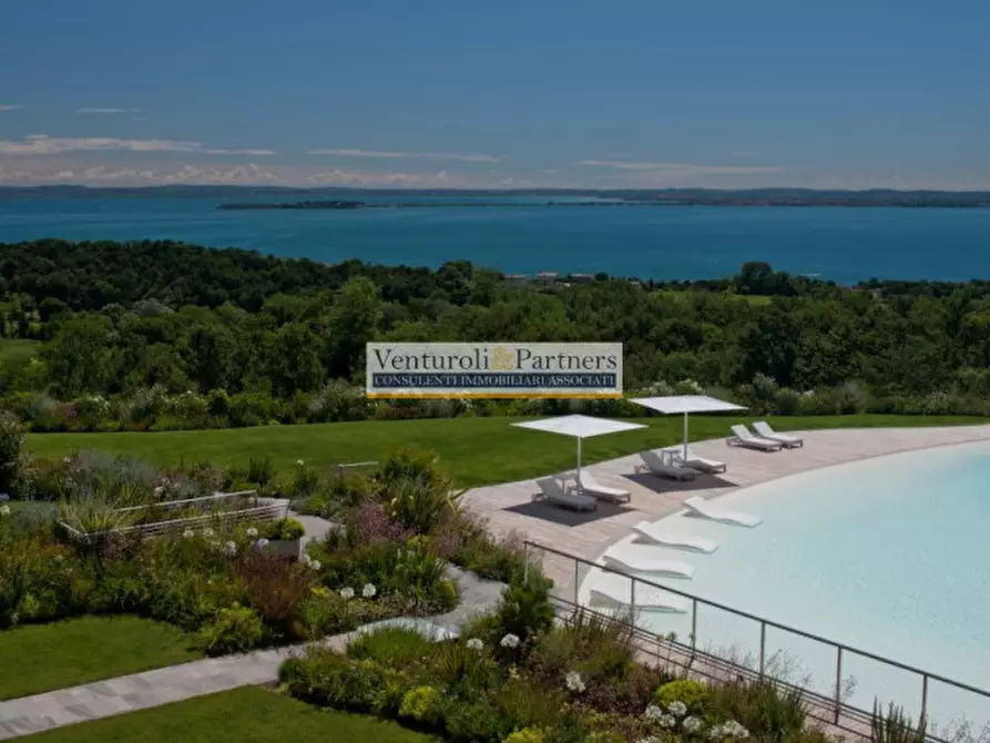 Immagine 33 di Attico in vendita  in strada provinciale 25 a Padenghe Sul Garda